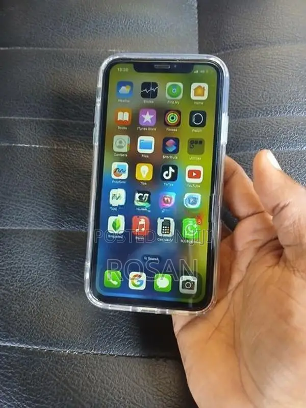Apple iPhone XR (Used)
