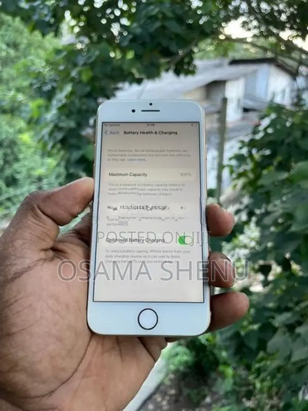 Apple iPhone 8 (Used)