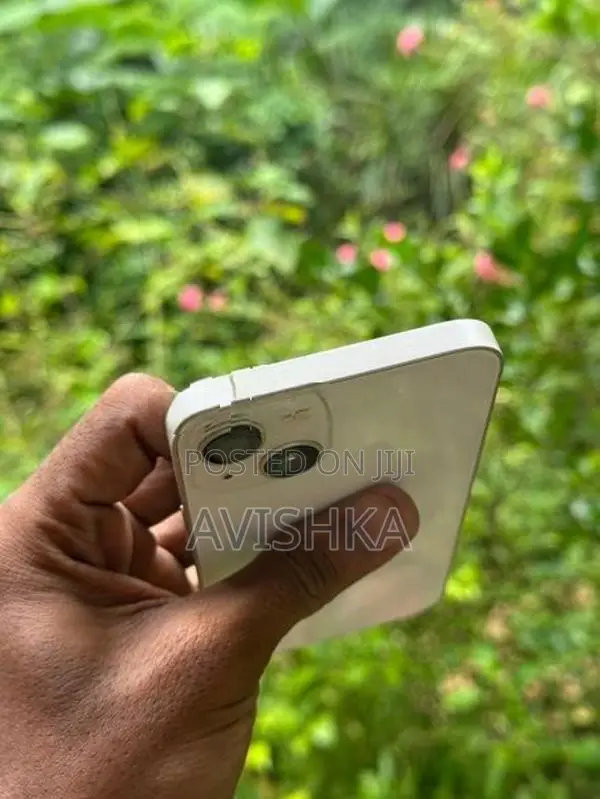 Apple iPhone 13 Good (Used)