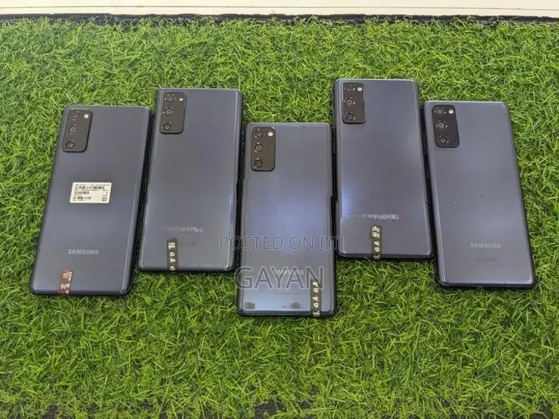 Samsung Galaxy S20FE 5G 128GB 6GB RAM (Used)