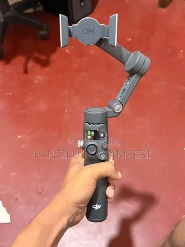 DJI Osmo Mobile 8
