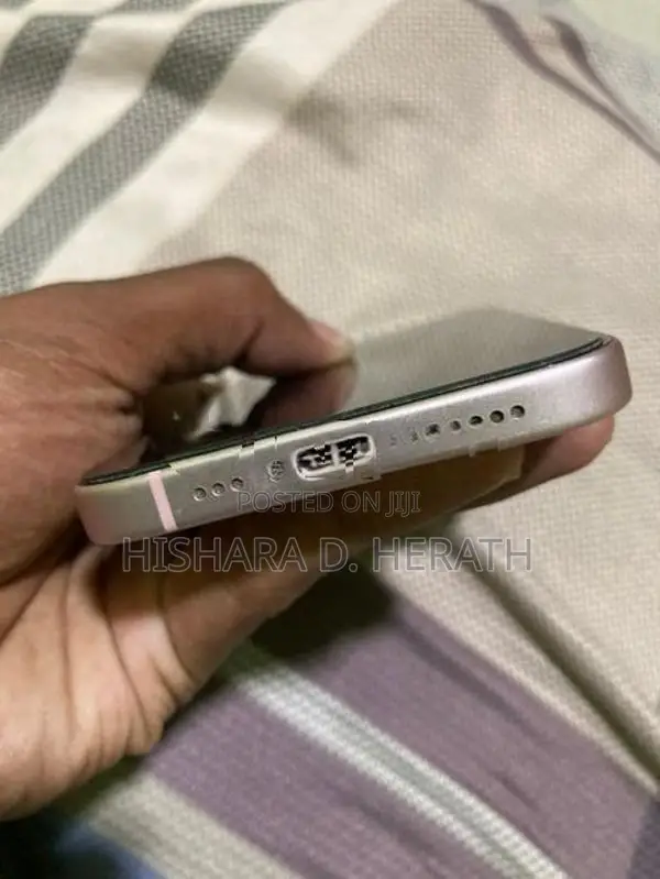 Apple iPhone 15 128GB (Used)