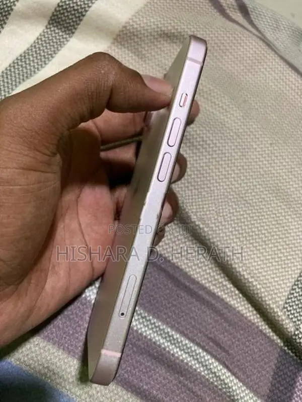 Apple iPhone 15 128GB (Used)