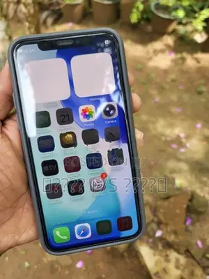 Apple iPhone 11 Pro 256GB Gold (Used)