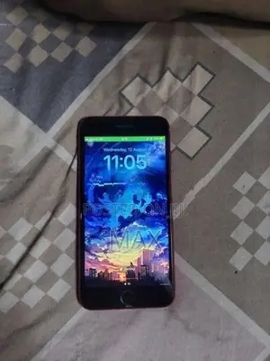 Apple iPhone 8 Plus Red (Used)