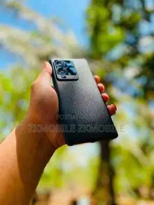 Vivo V25 Pro 8GB 128GB (Used)