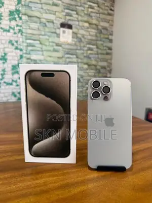 Apple iPhone 15 Pro Max 256GB (Used)