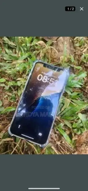 Apple iPhone XS (Used)