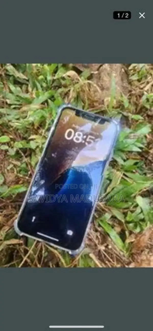 Apple iPhone XS (Used)