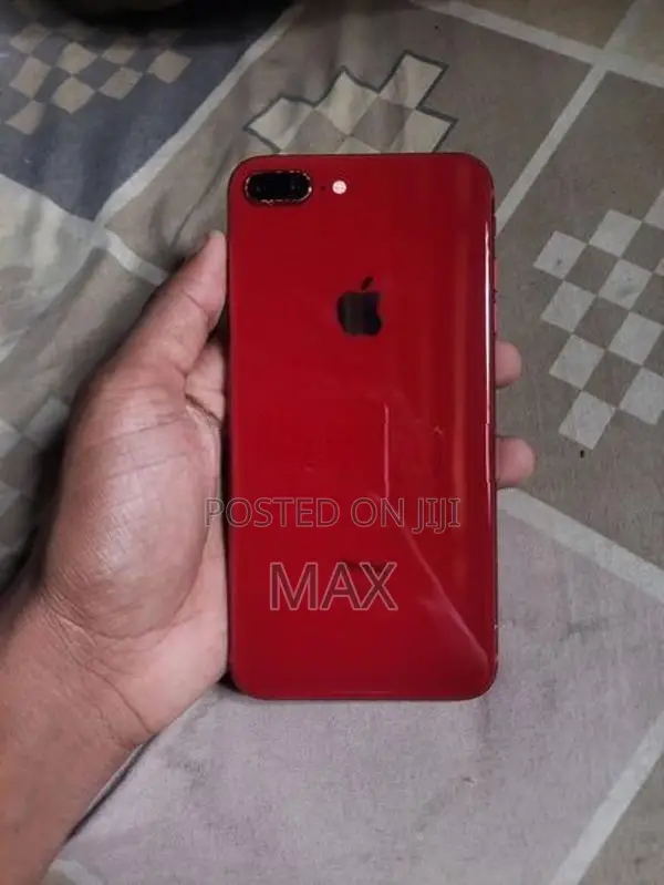 Apple iPhone 8 Plus Red (Used)