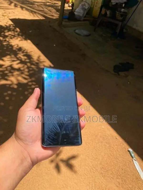 Vivo V25 Pro 8GB 128GB (Used)