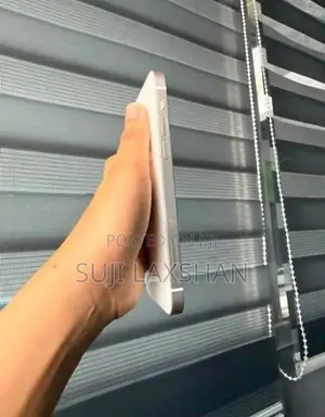 Apple iPhone 12 (Used)