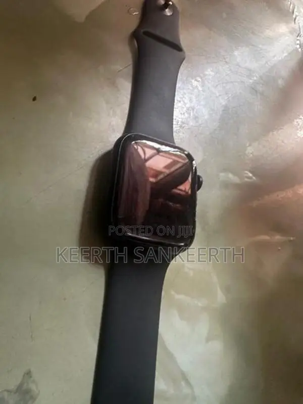 Apple Watch 8 45mm