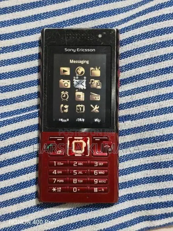 Sony Ericsson T700 (Used)