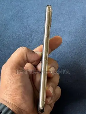 Apple iPhone 11 Pro Max Gold (Used)