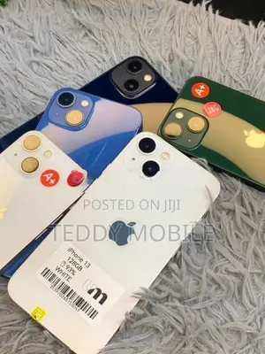 Apple iPhone 13 128GB (Used)