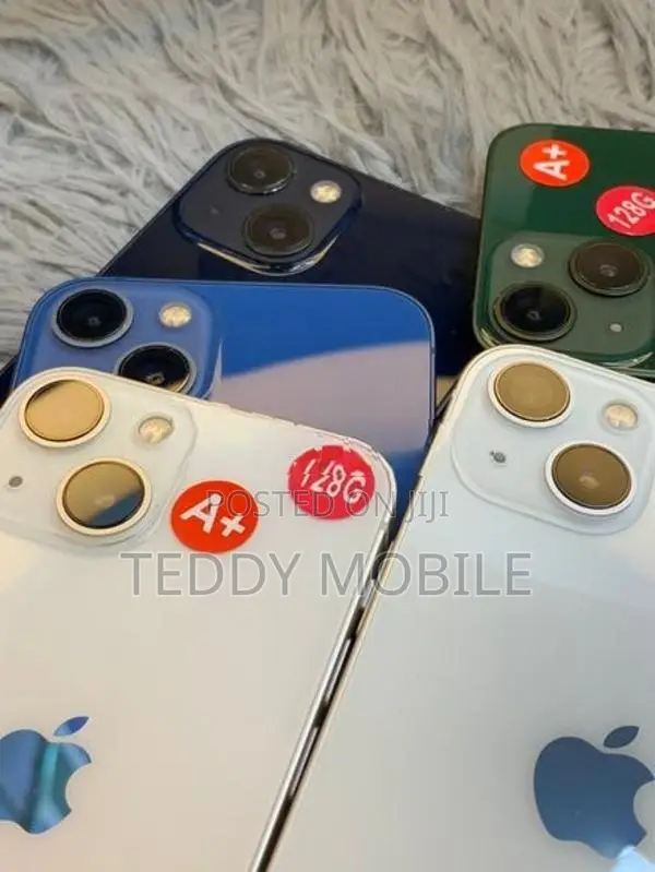 Apple iPhone 13 128GB (Used)