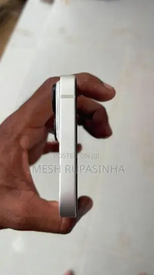 Apple iPhone 14 (Used)