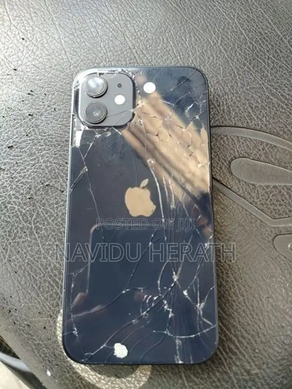 Apple iPhone 12 (Used)