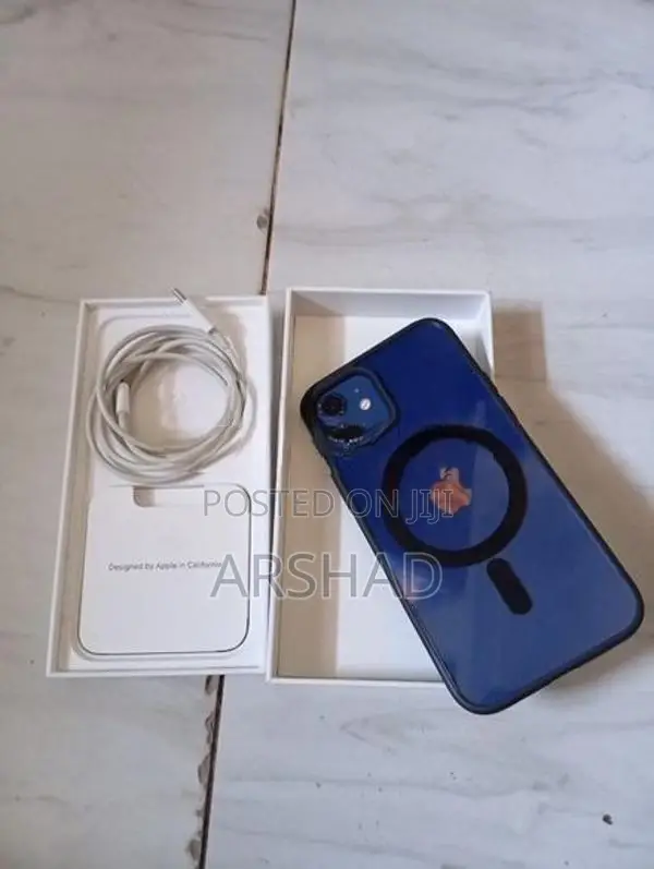 Apple iPhone 12 Blue (Used)