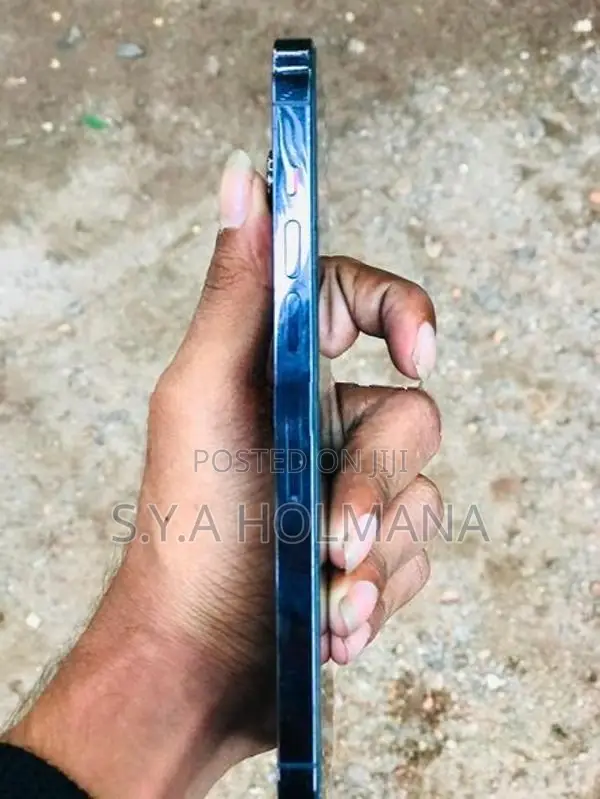 Apple iPhone 17 Pro Max (Used)