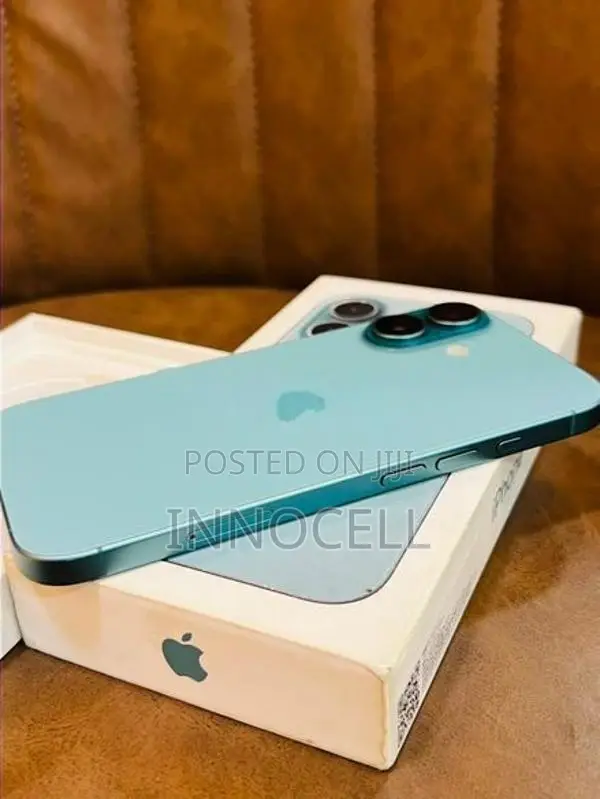 Apple iPhone 16 128GB (Used)