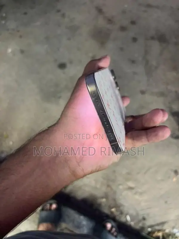 Apple iPhone 16 Pro Max (Used)