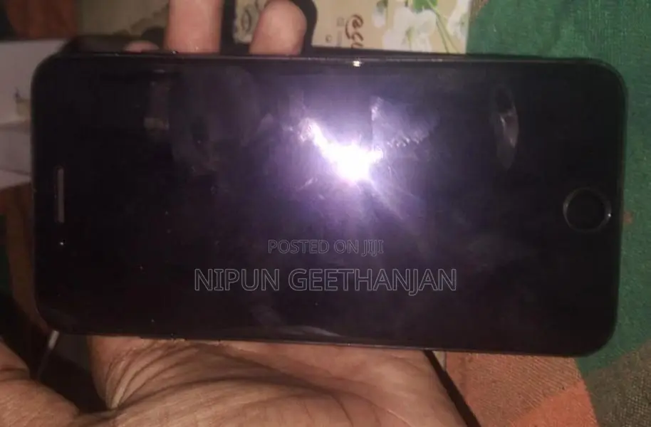 Apple iPhone 8 Plus (Used)