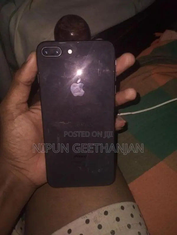 Apple iPhone 8 Plus (Used)