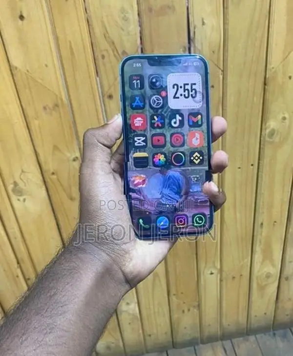 Apple iPhone 13 Blue (Used)