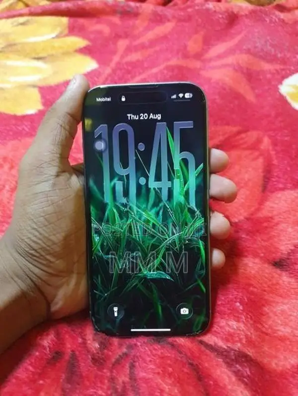 Apple iPhone 16 128GB (Used)