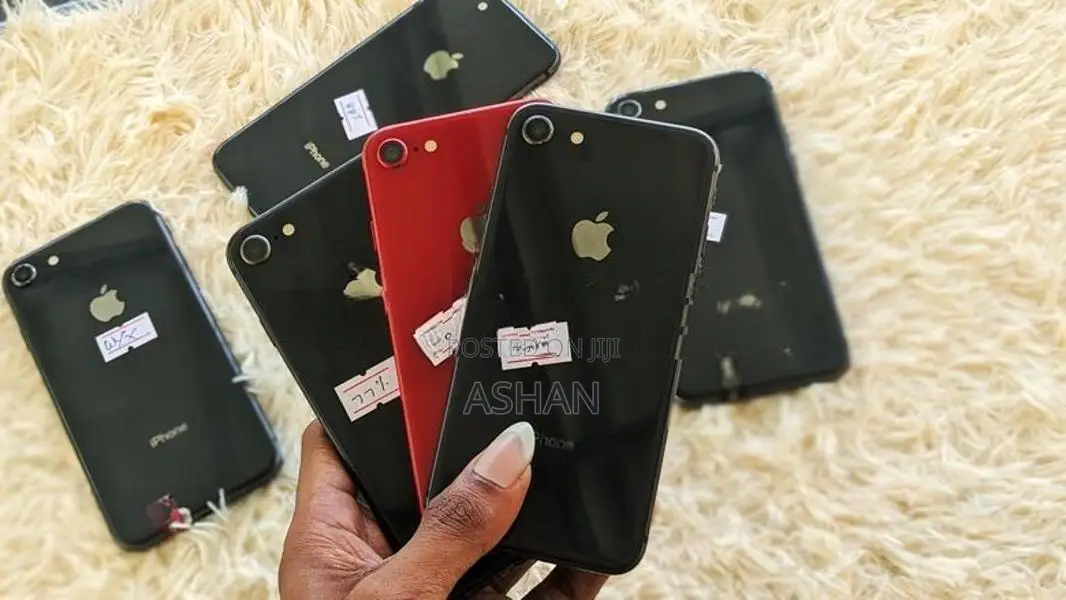 Apple iPhone 8 (Used)