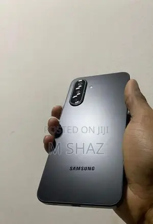 Samsung Galaxy A17 256/8 (Used)