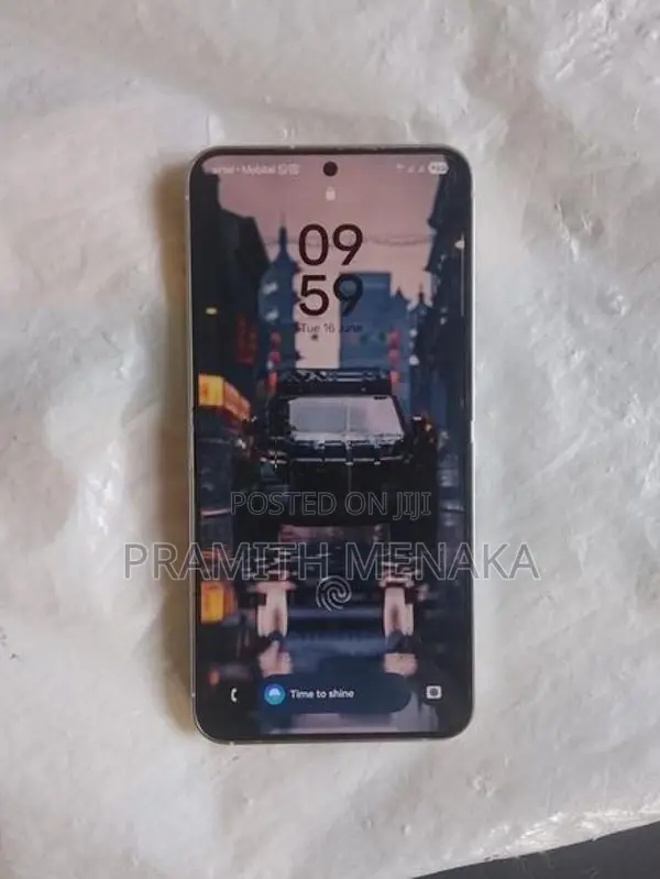 Samsung Galaxy S24 (Used)
