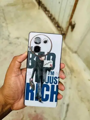 Vivo V30e (Used)