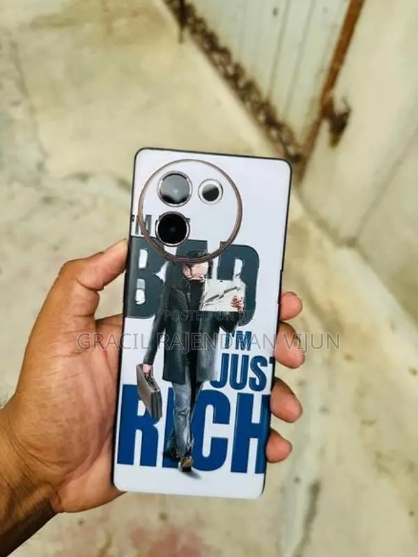 Vivo V30e (Used)