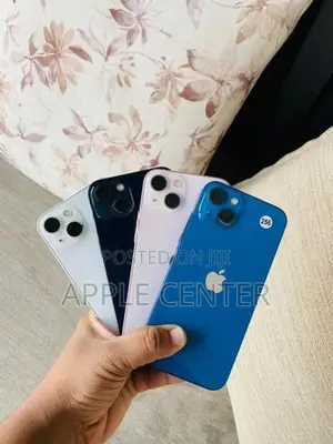 Apple iPhone 13 (Used)
