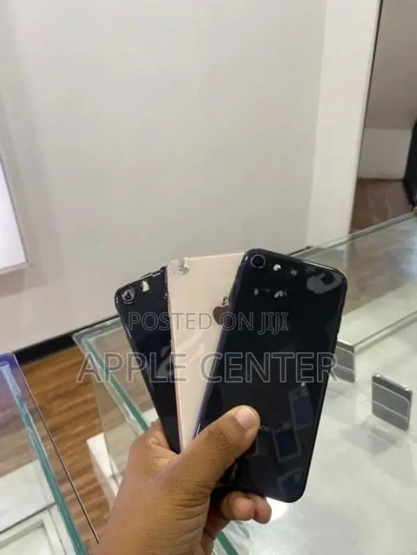 Apple iPhone 8 (Used)