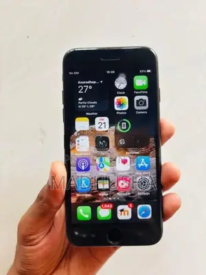 Apple iPhone 7 128 GB (Used)
