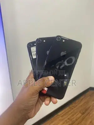 Apple iPhone 8 (Used)