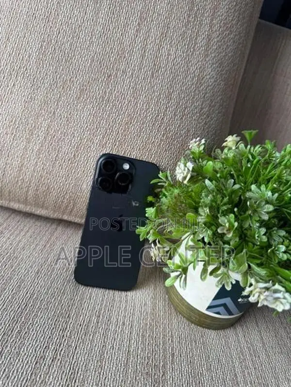Apple iPhone 16 Pro (Used)