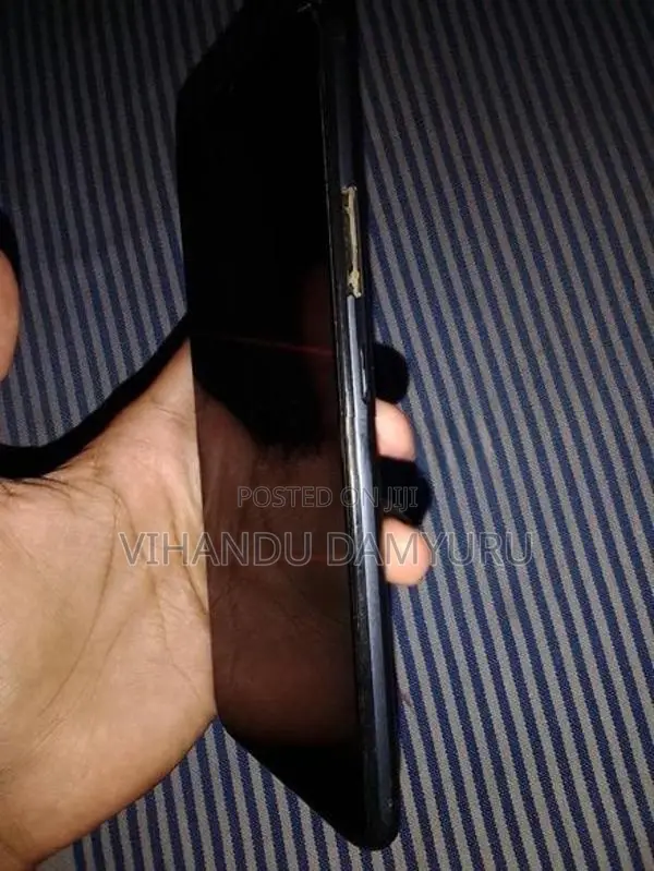 Realme C11 (Used)