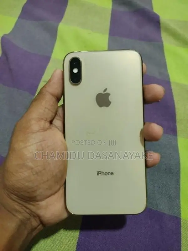 Apple iPhone XS (Used)
