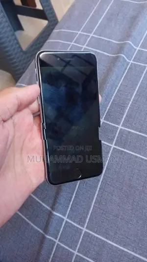 Apple iPhone 6 (Used)