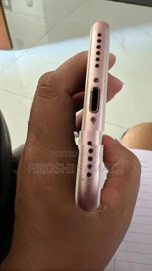 Apple iPhone 7 (Used)