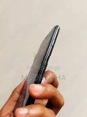 Apple iPhone 7 128 GB (Used)