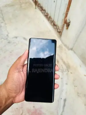 Vivo V30e (Used)