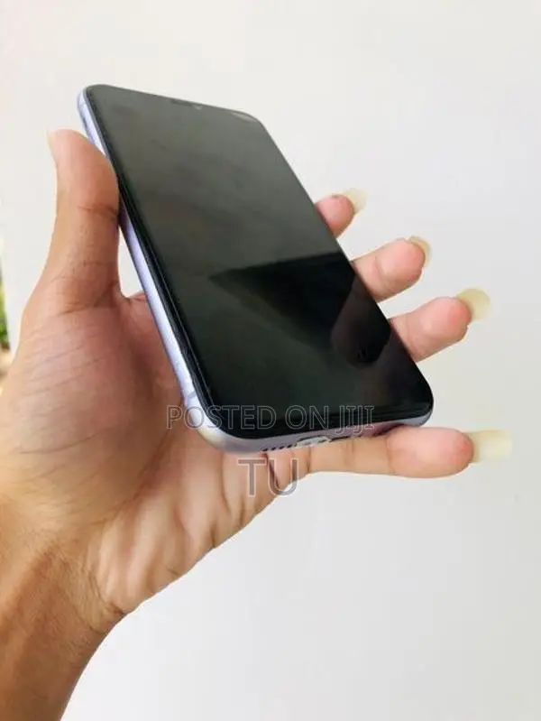 Apple iPhone 11 128 (Used)