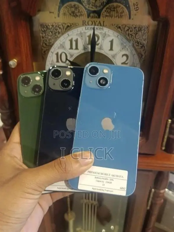 Apple iPhone 13 256GB (Used)