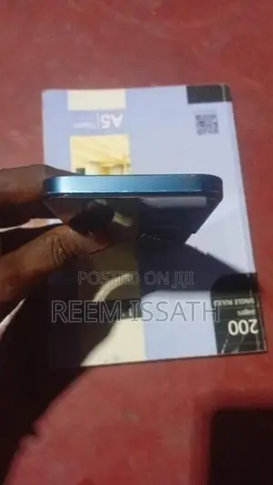 Apple iPhone 12 (Used)
